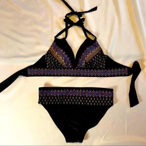 Bikini-never worn, top size 8, bottoms size 12, full coverage